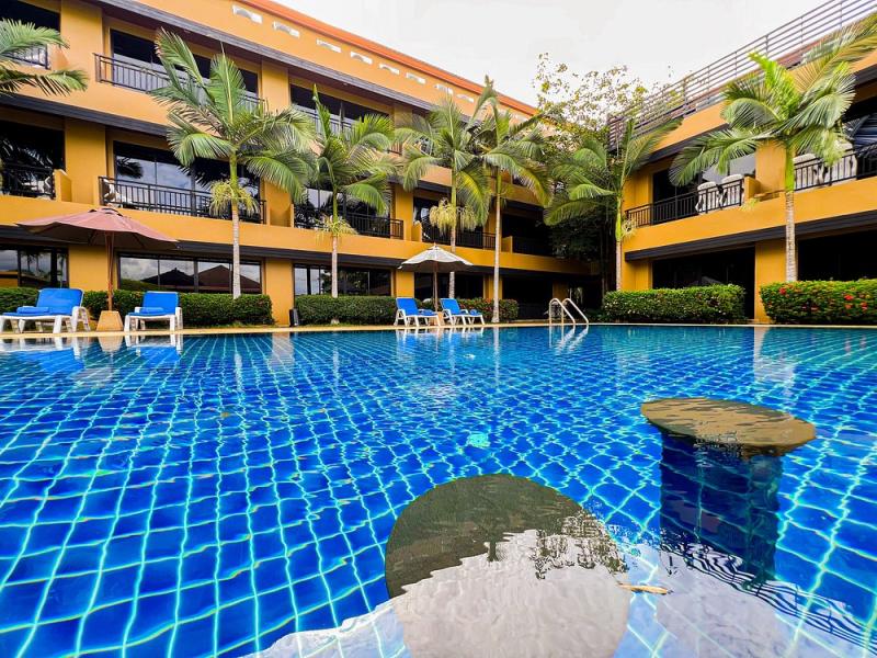 Nai Yang Beach Hotel