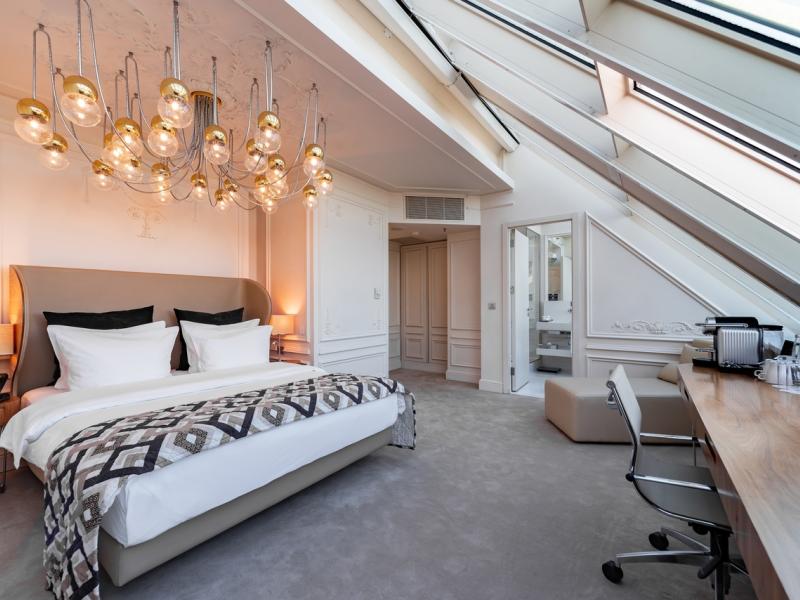Crown Hotel by Renaissance Development