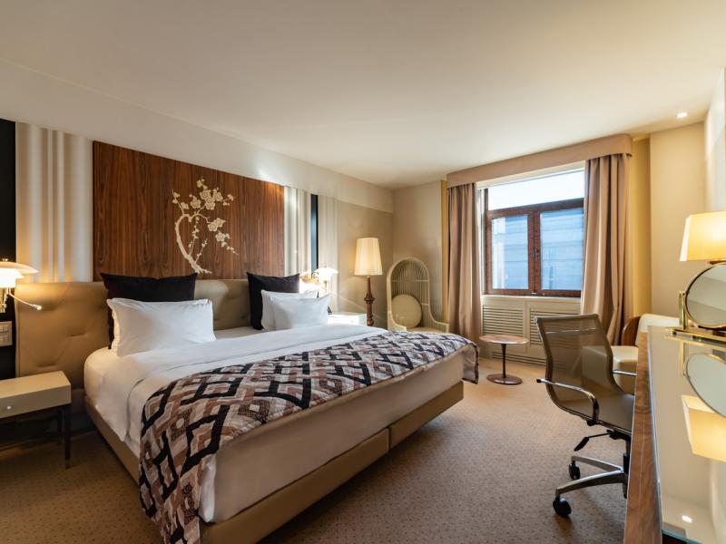 Crown Hotel by Renaissance Development