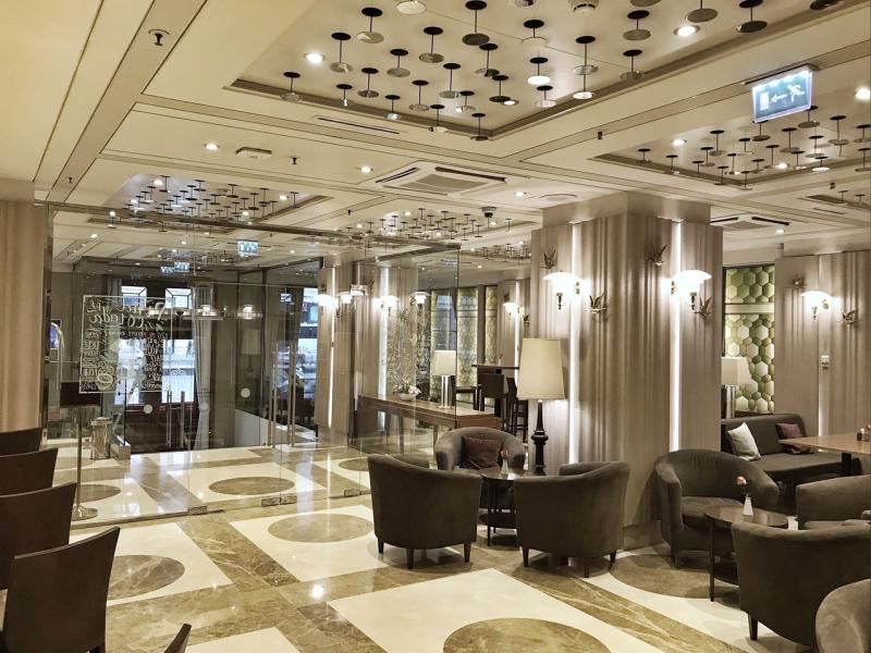 Crown Hotel by Renaissance Development