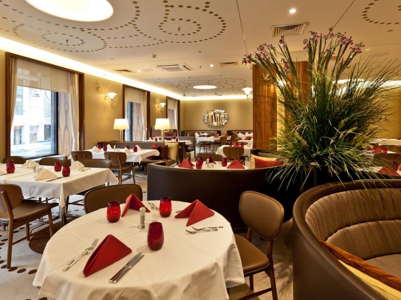 Crown Hotel by Renaissance Development