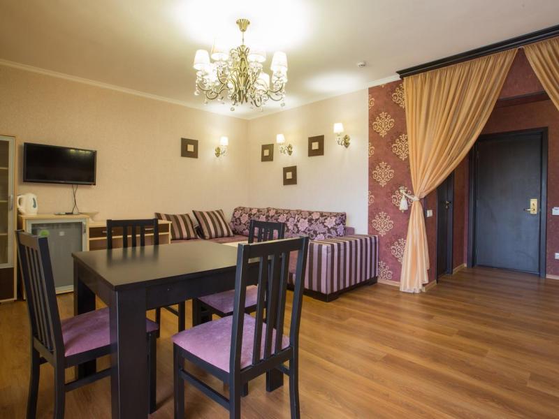 Фрегат пансионат