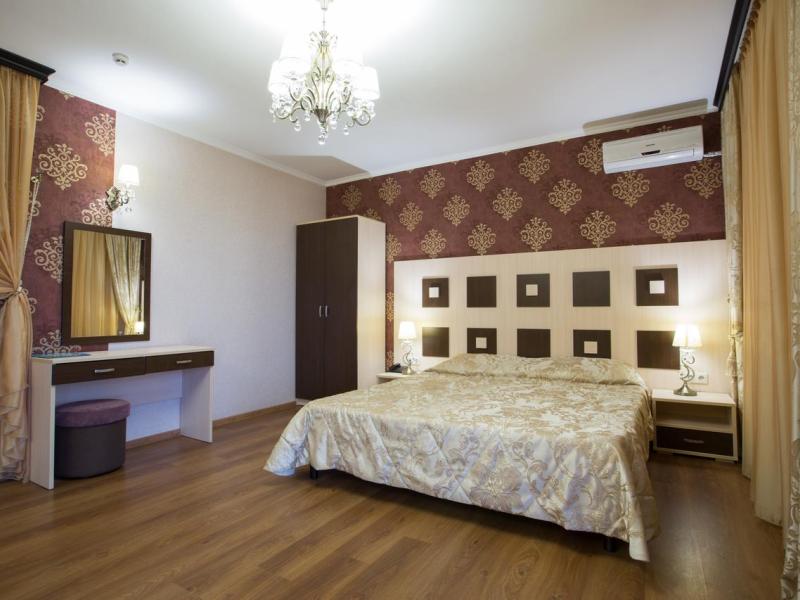 Фрегат пансионат