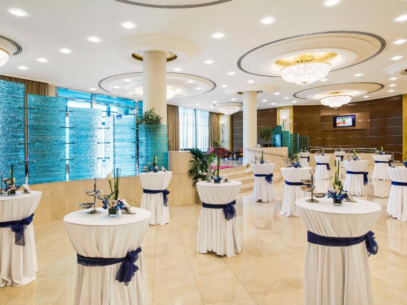 Swissotel Al Murooj Dubai