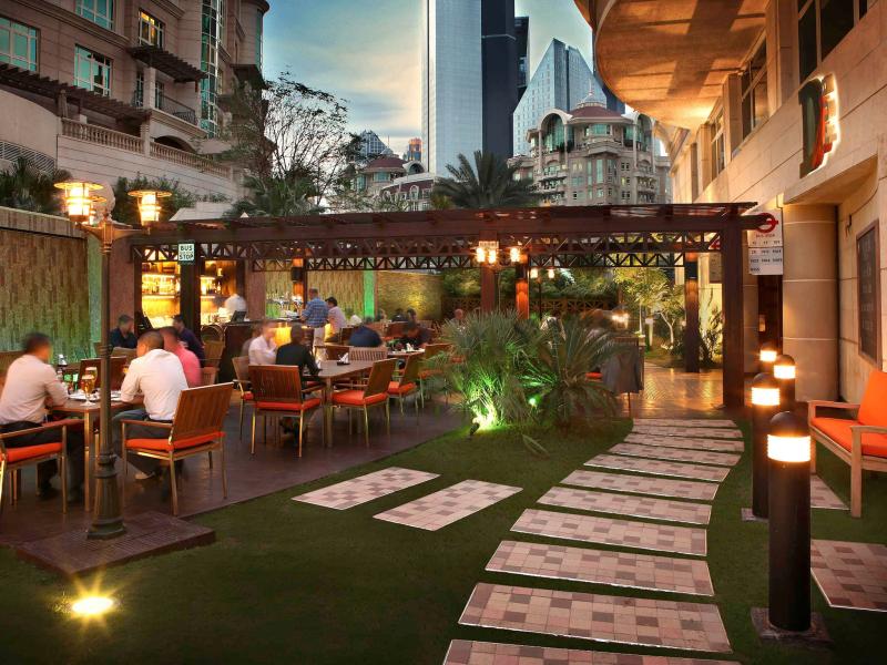 Swissotel Al Murooj Dubai