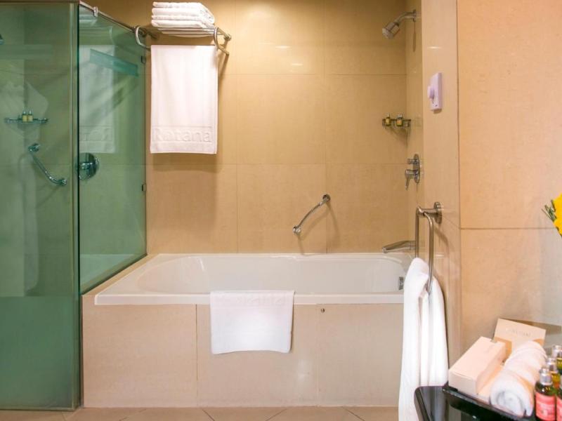 Swissotel Al Murooj Dubai