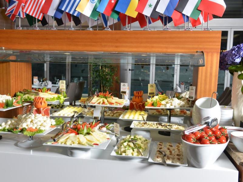 Lova Hotel & Spa