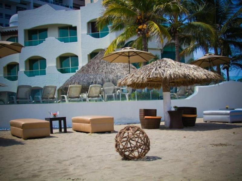 Playa Caracol Hotel & Spa