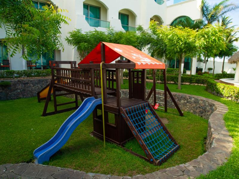 Playa Caracol Hotel & Spa