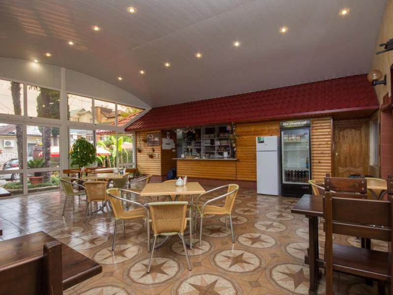 Пальмира (ул. Гвардейская)