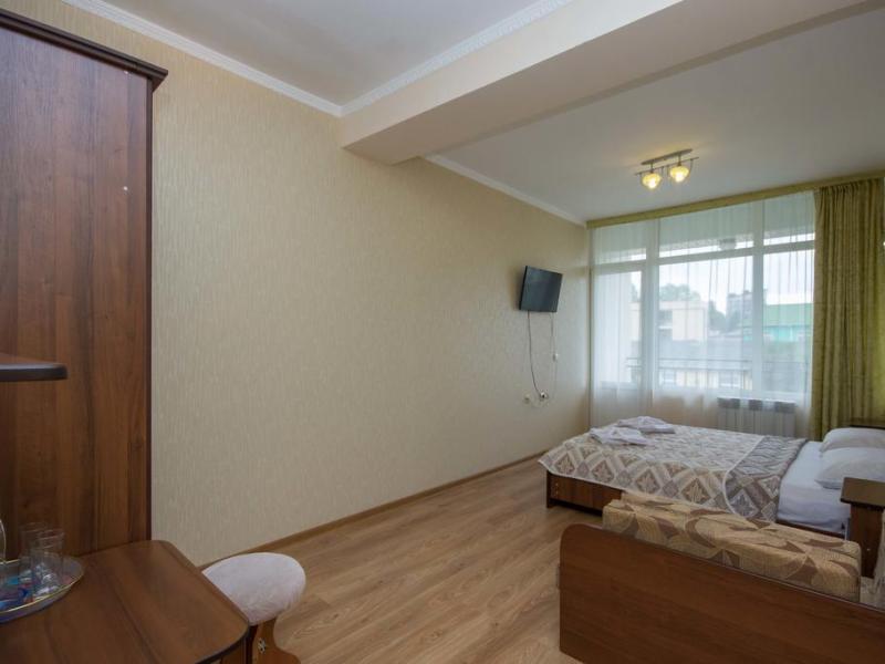 Пальмира (ул. Гвардейская)