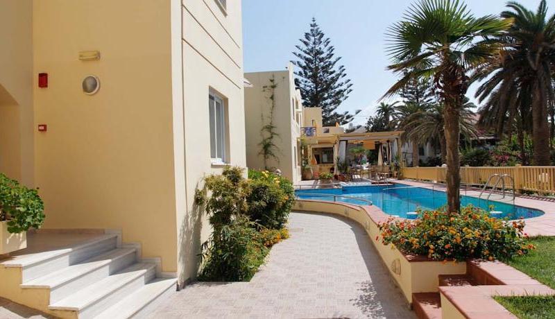 Lambrinos Suites Hotel