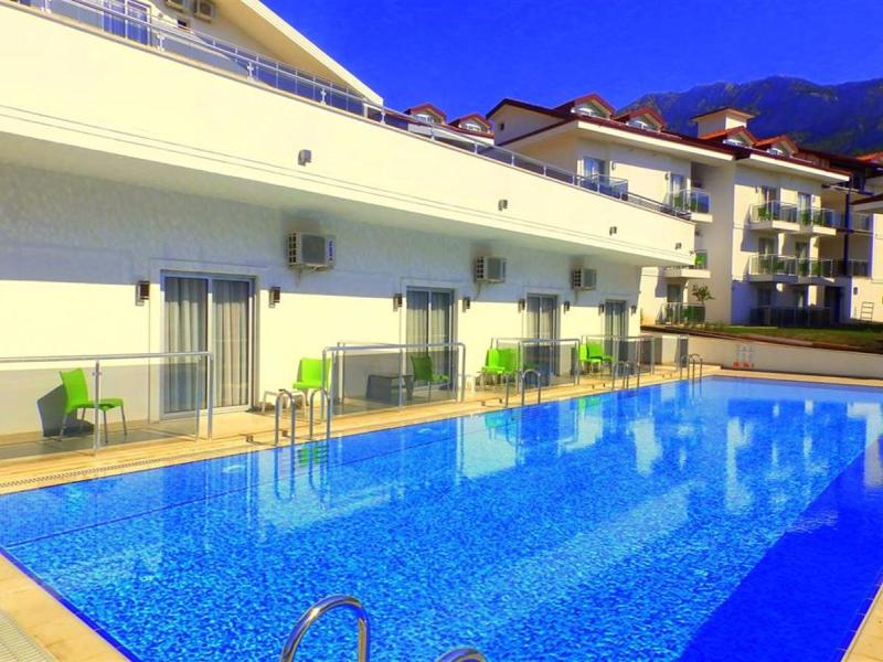 Sunshine Holiday Resort