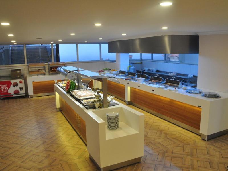 Sunshine Holiday Resort