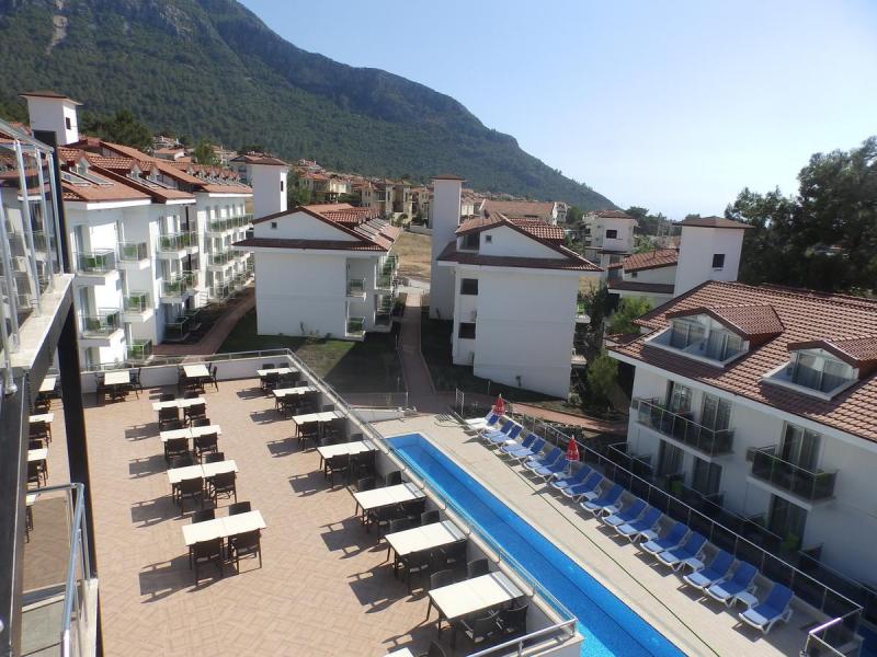 Sunshine Holiday Resort