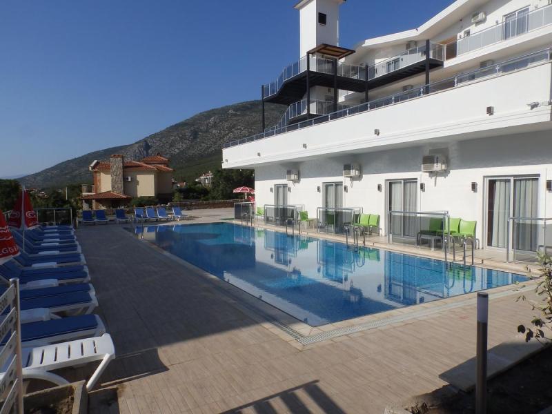 Sunshine Holiday Resort