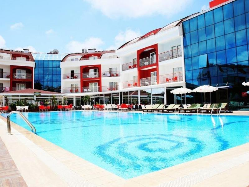 Side Legend Hotel
