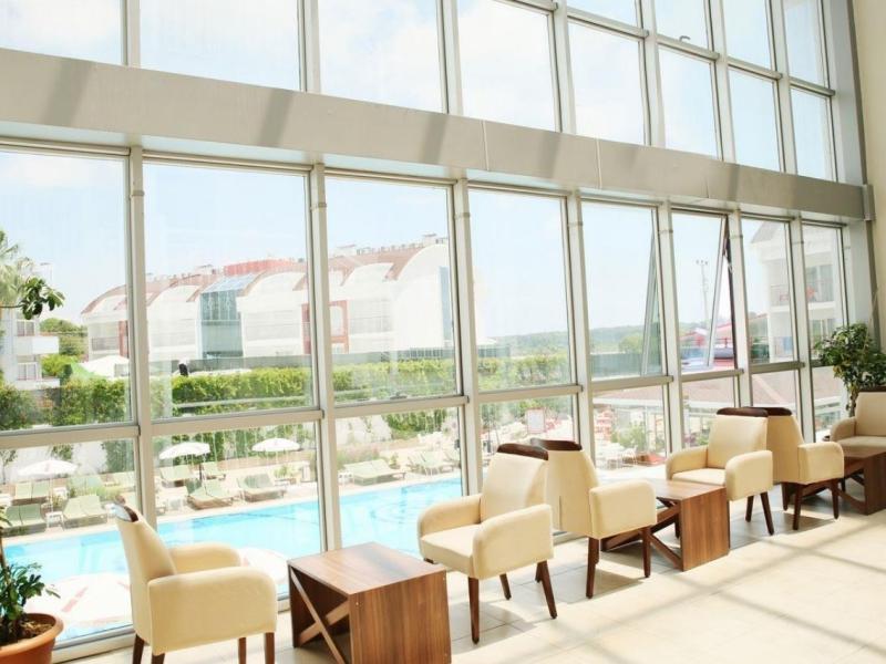 Side Legend Hotel