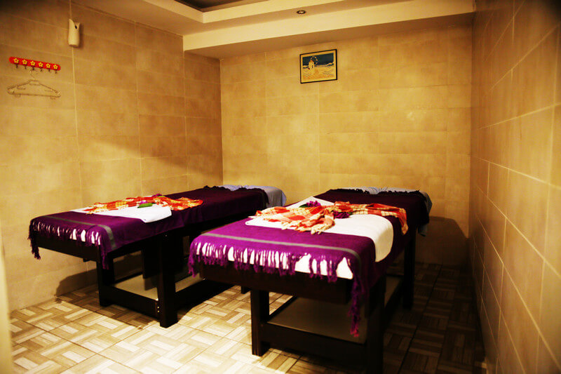 Side Legend Hotel
