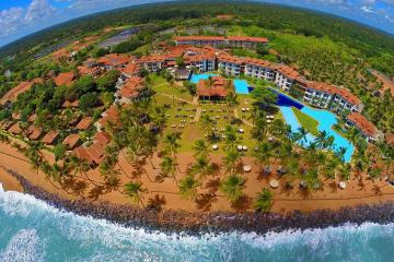 Отель Club Hotel Dolphin Шри-Ланка, Негомбо, фото 1