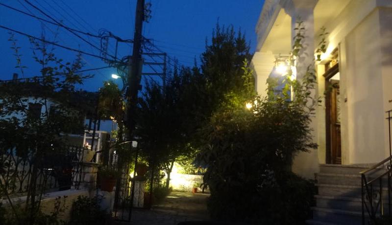 Acropolis Hotel