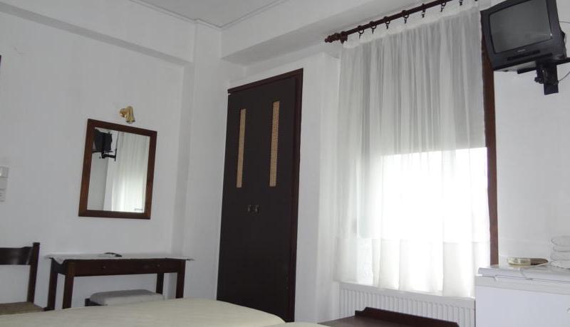 Acropolis Hotel