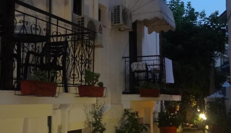Acropolis Hotel