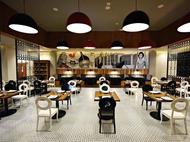 Royalton CHIC Punta Cana Resort & Spa