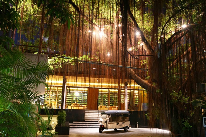 Ad Lib Bangkok