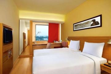 Отель ibis Gurgaon Golf Course Road Индия, Дели, фото 2