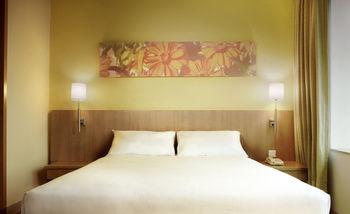 Ibis Jakarta Slipi