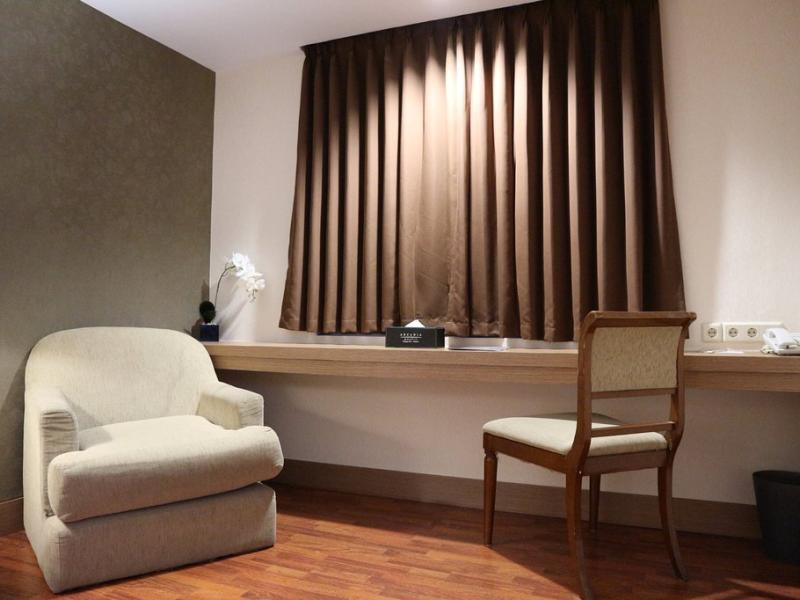 Horison Arcadia Mangga