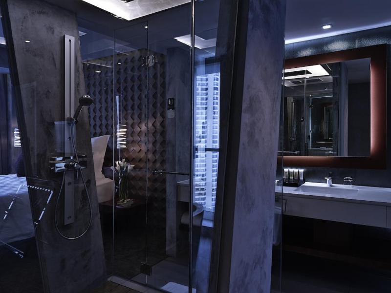 Pullman Jakarta Central Park