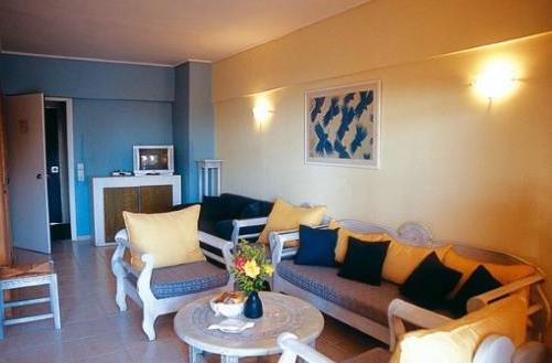 Grand Bleu Beach Resort