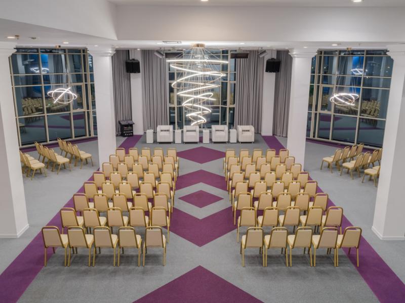 Marins Grand Hotel Астрахань