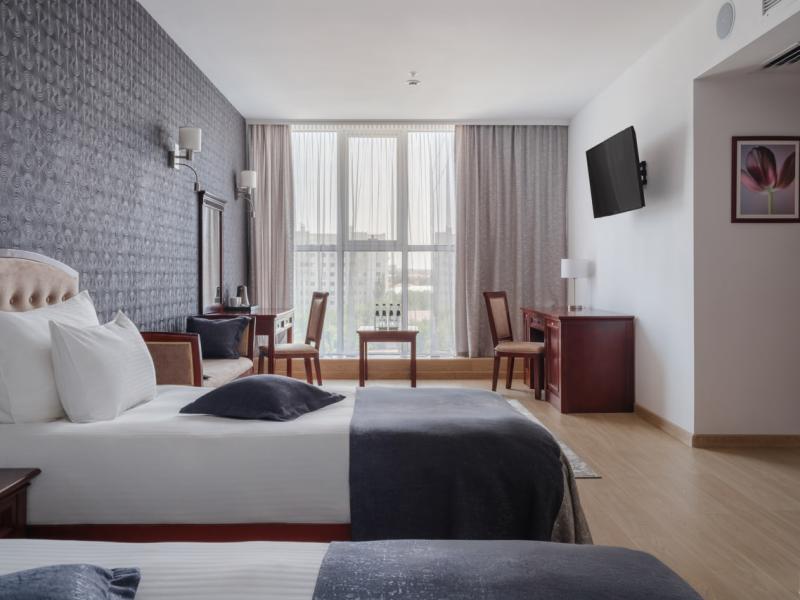 Marins Grand Hotel Астрахань