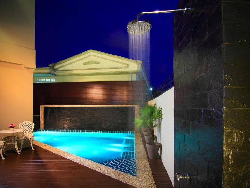 Cool Residence
