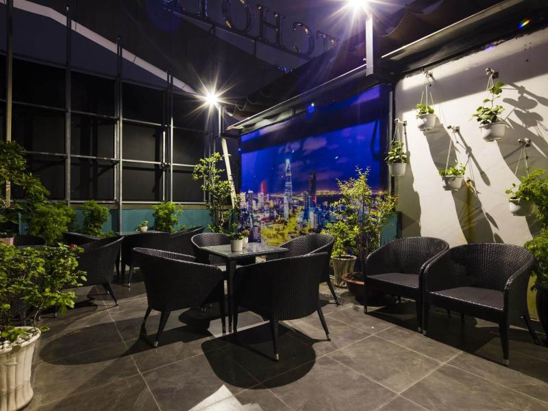 TTC Hotel Deluxe Airport