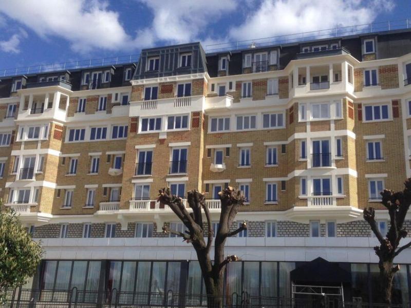 Executive Hotel