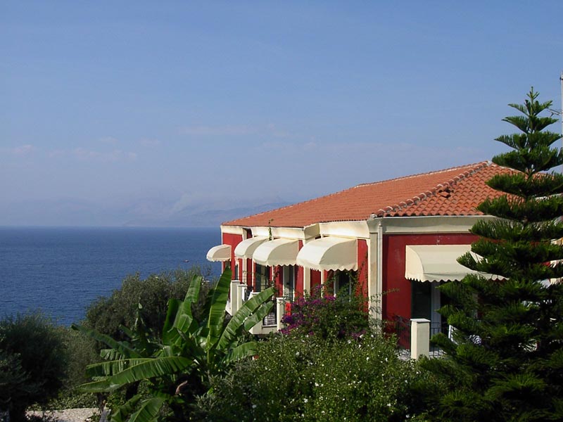 Apraos Bay Hotel