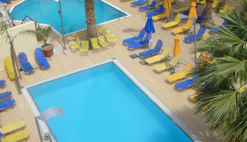 Kassavetis Center - Hotel Studios & Apartments