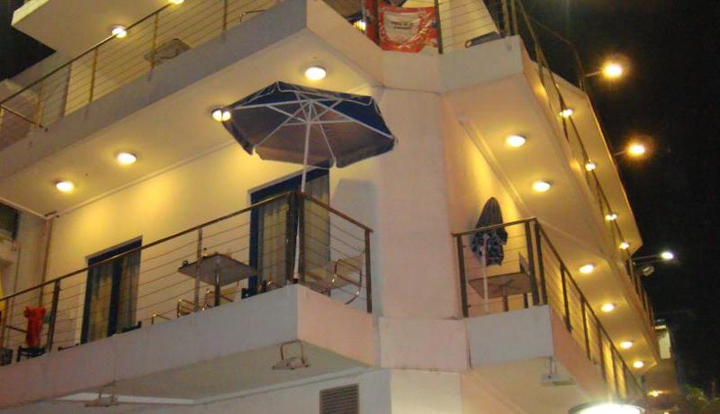 Kassavetis Center - Hotel Studios & Apartments