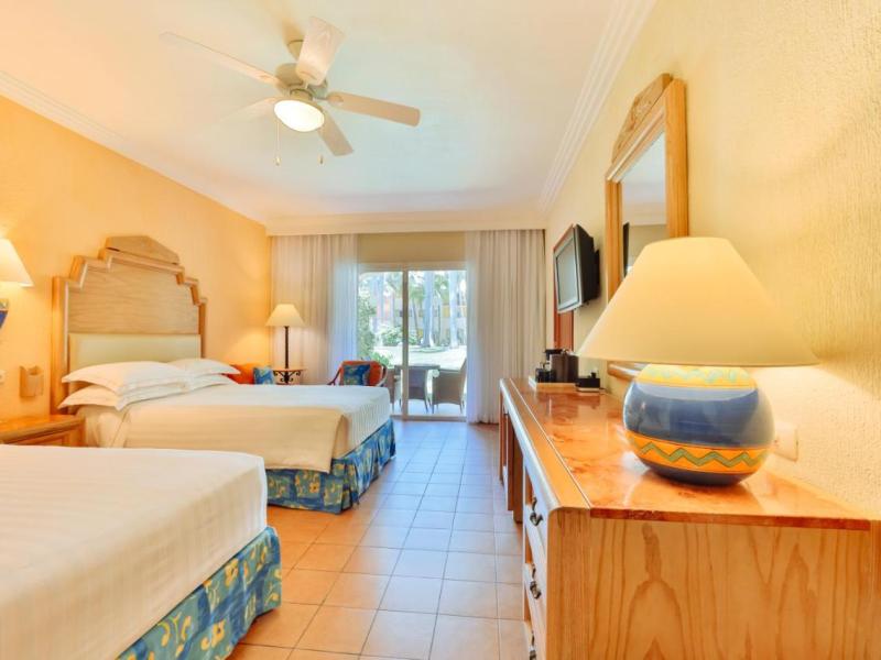 Barcelo Maya Colonial