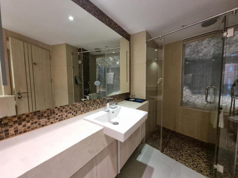 Shilat Avenue Pattaya