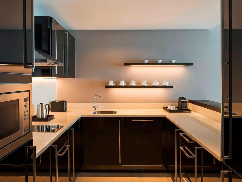 Sheraton Grand Hotel