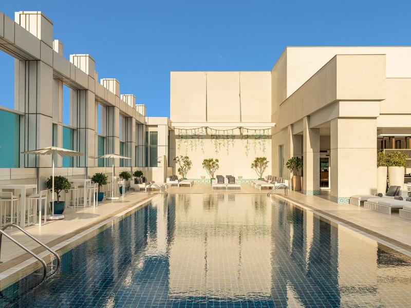 Sheraton Grand Hotel