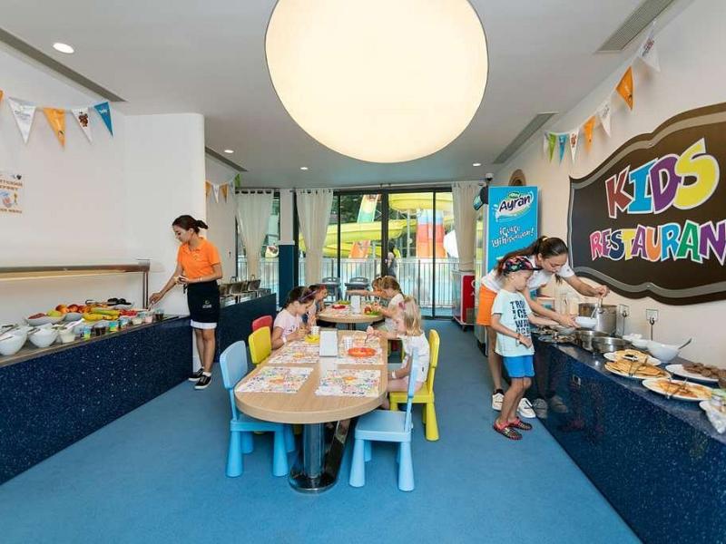 Seven Seas Hotel Life