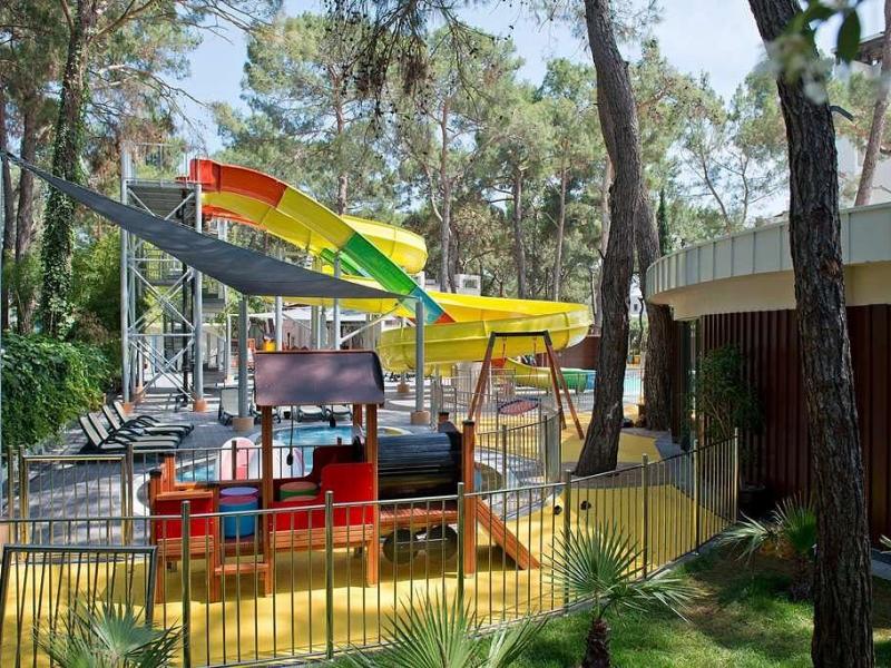 Seven Seas Hotel Life