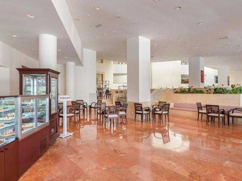 Seven Seas Hotel Life