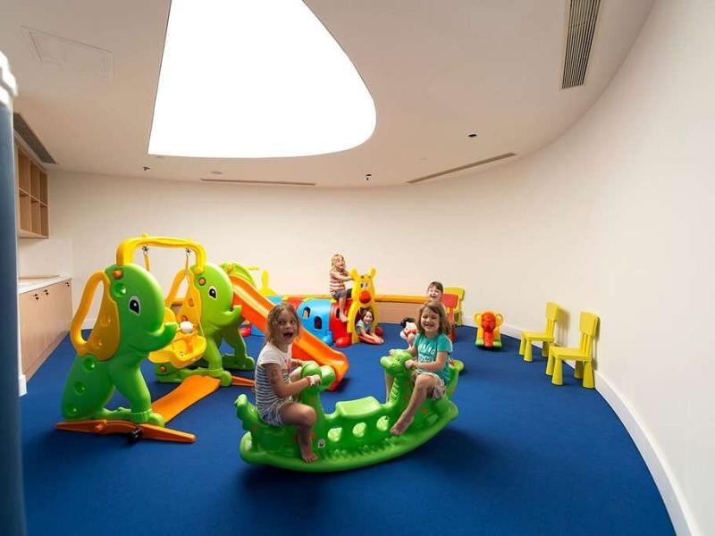 Seven Seas Hotel Life